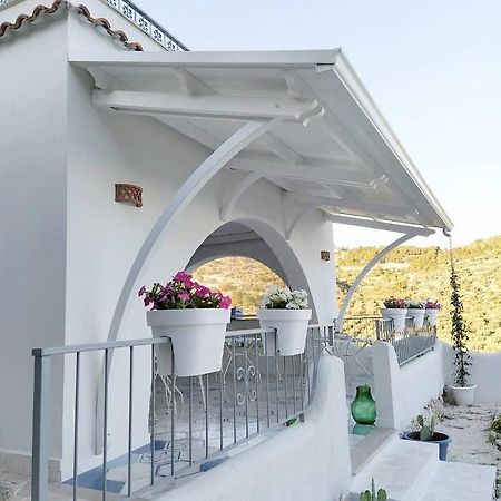 Dimora Mediterranea Mattinata Bagian luar foto